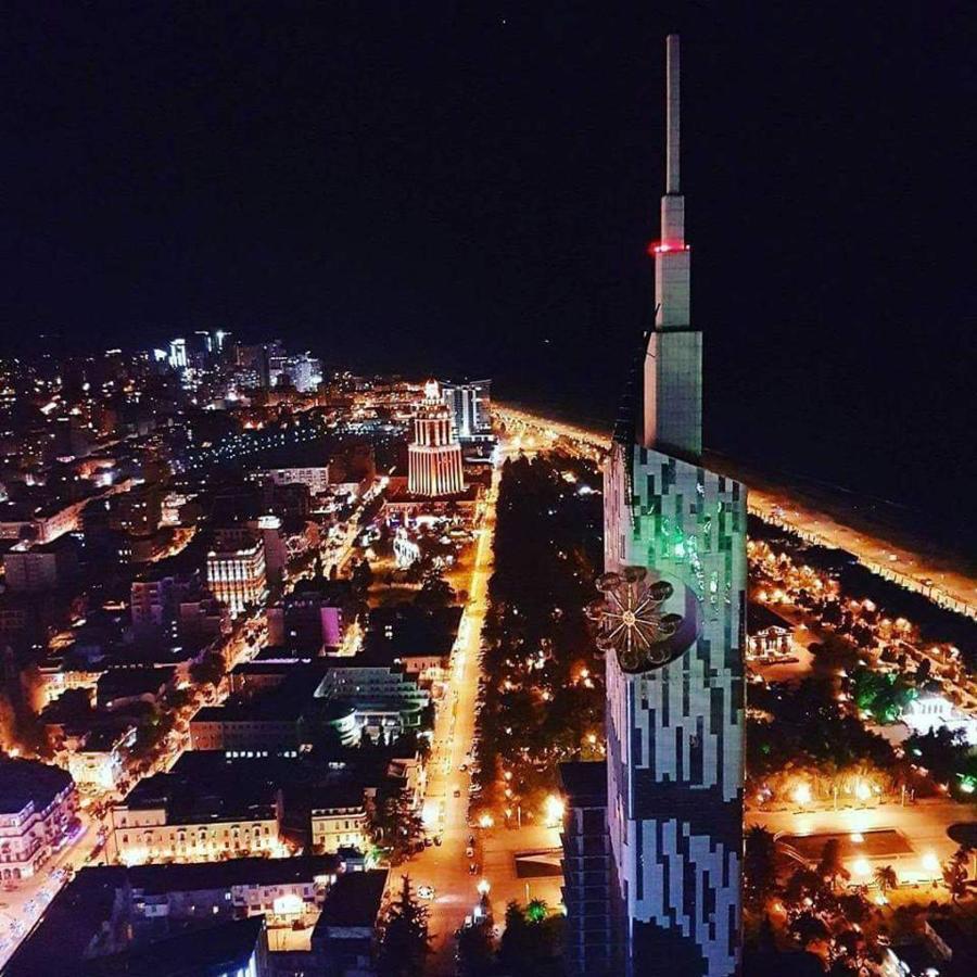 Apartment Twin Towers David Batumi Exterior photo